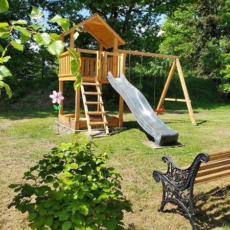 Familienfreundliche Ferienwohnung โซลเทา ภายนอก รูปภาพ